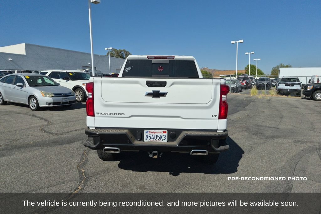 Used 2022 Chevrolet Silverado 1500 LT Trail Boss w/ Convenience Package II AWD/4WD image 7