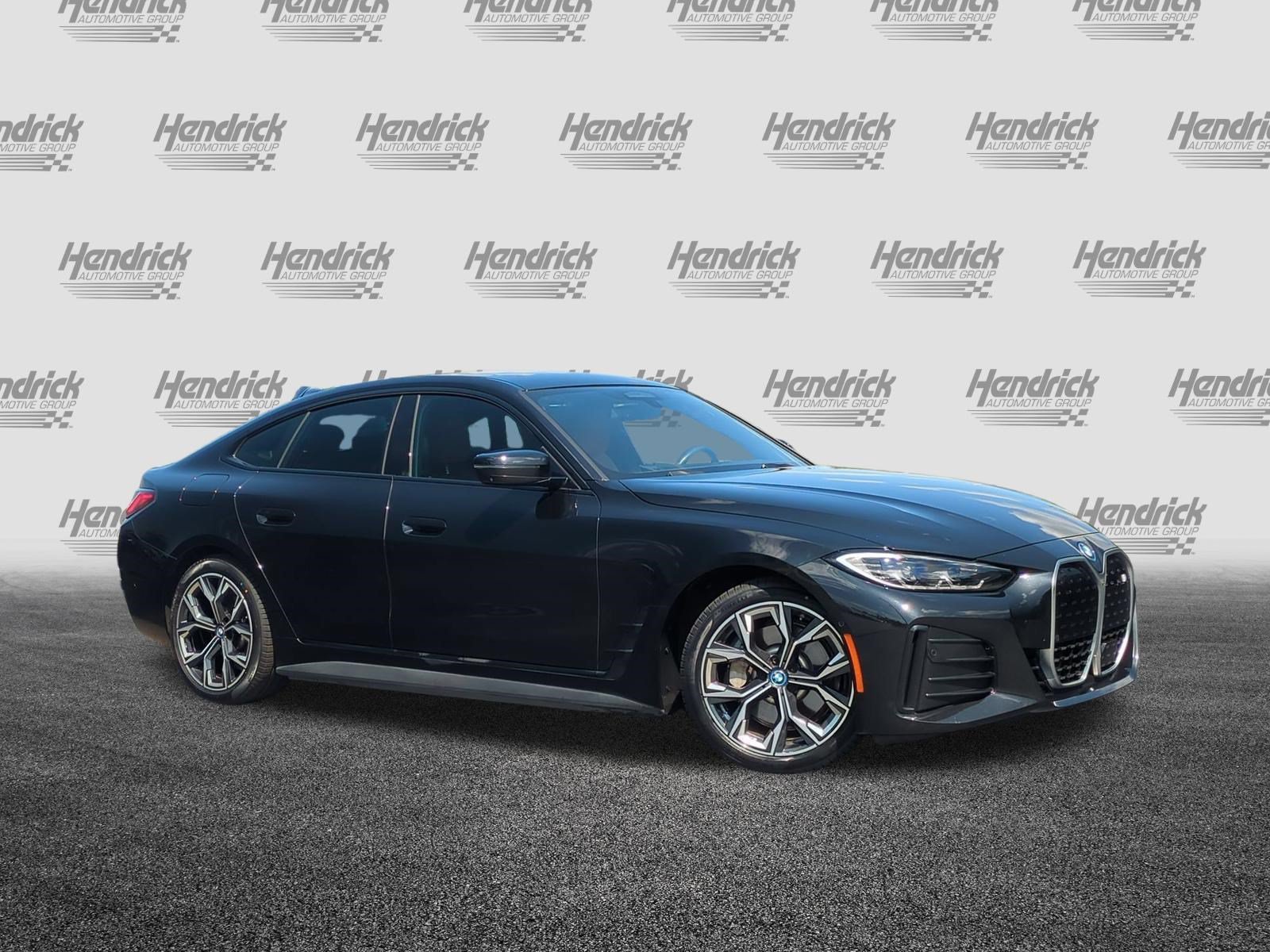 Used 2023 BMW i4 eDrive40 w/ M Sport Package RWD image 2