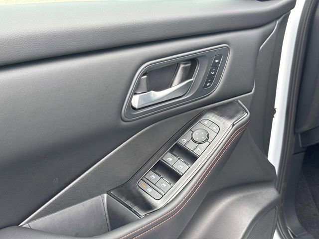 New 2026 Nissan Rogue SV image 22