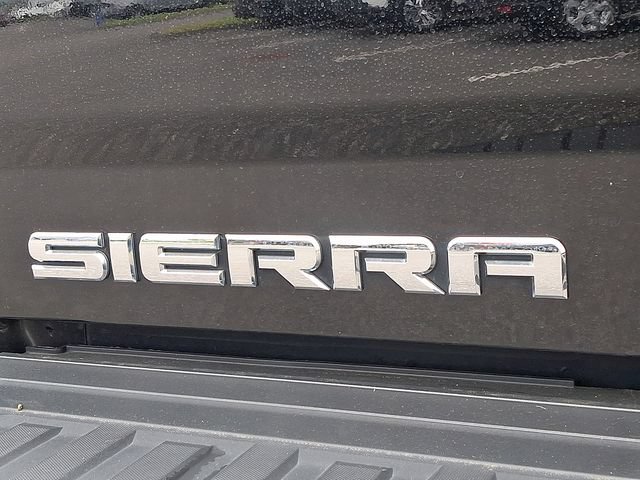 Used 2017 GMC Sierra 2500 Denali w/ Duramax Plus Package AWD/4WD image 32