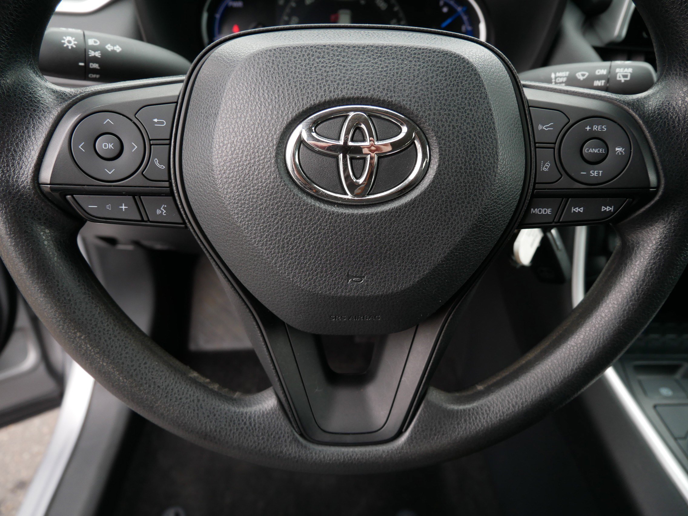 Certified 2024 Toyota RAV4 LE image 25