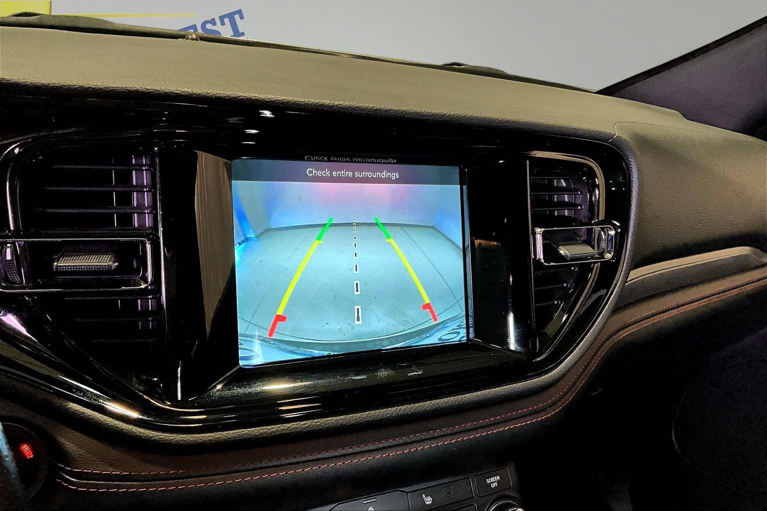 Used 2024 Dodge Durango GT AWD/4WD image 15
