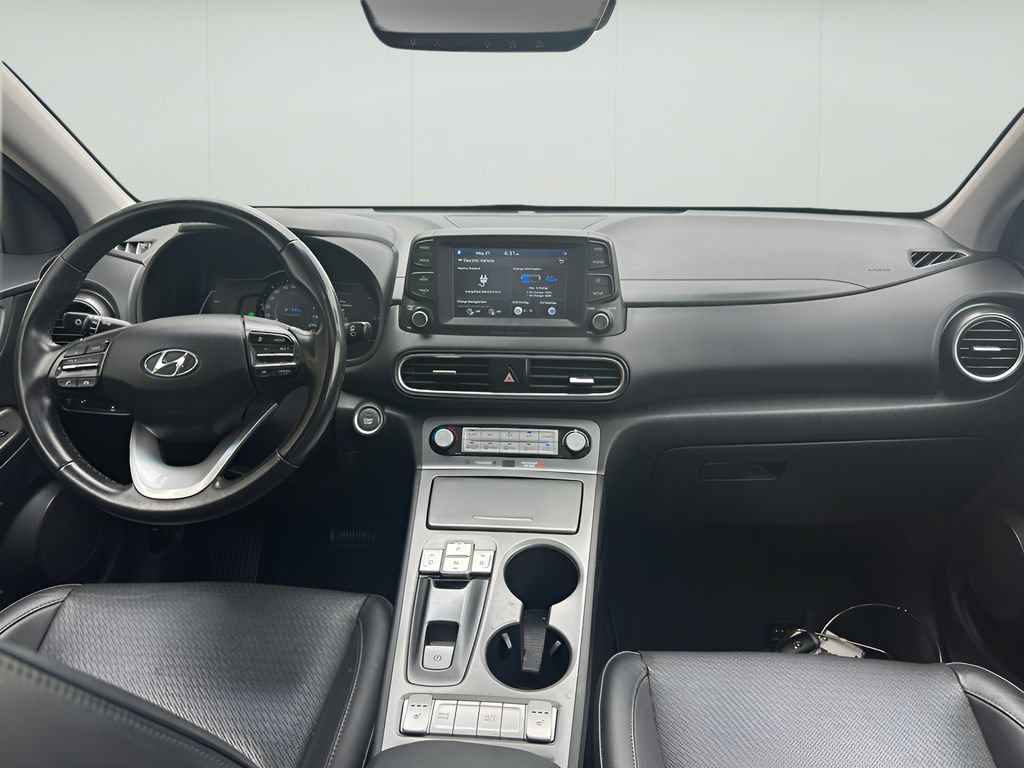Used 2021 Hyundai Kona Limited w/ Cargo Package FWD image 3