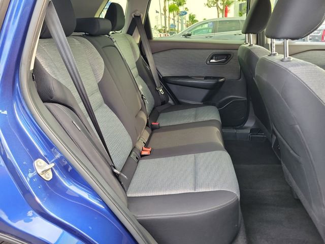 Used 2023 Nissan Rogue SV image 20