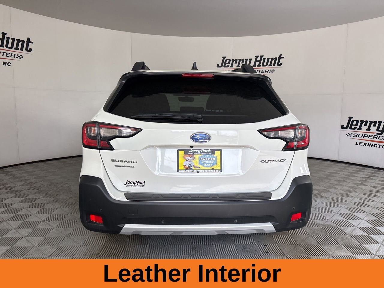Used 2025 Subaru Outback Limited AWD/4WD image 6