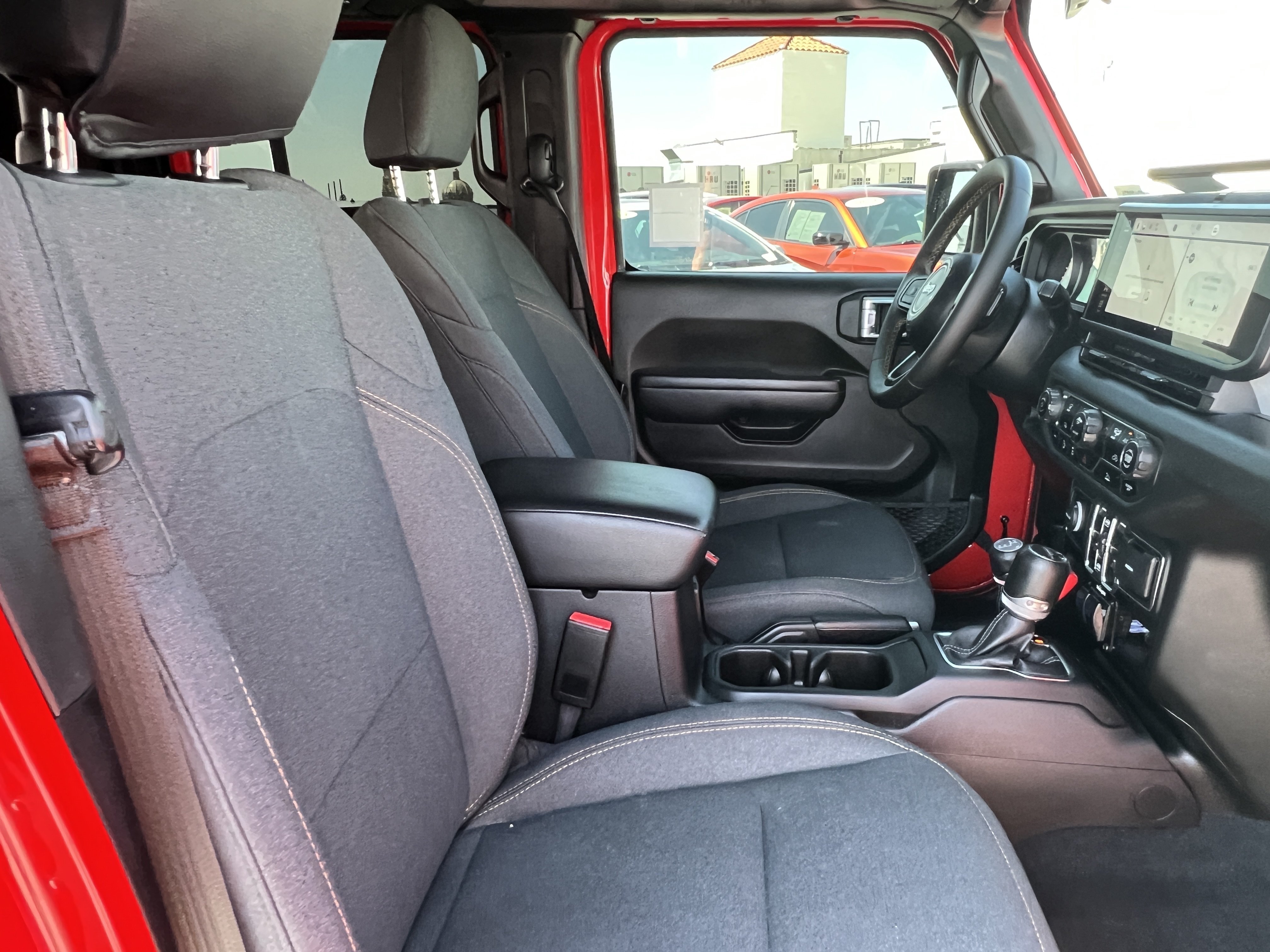 Used 2024 Jeep Gladiator Sport AWD/4WD image 15