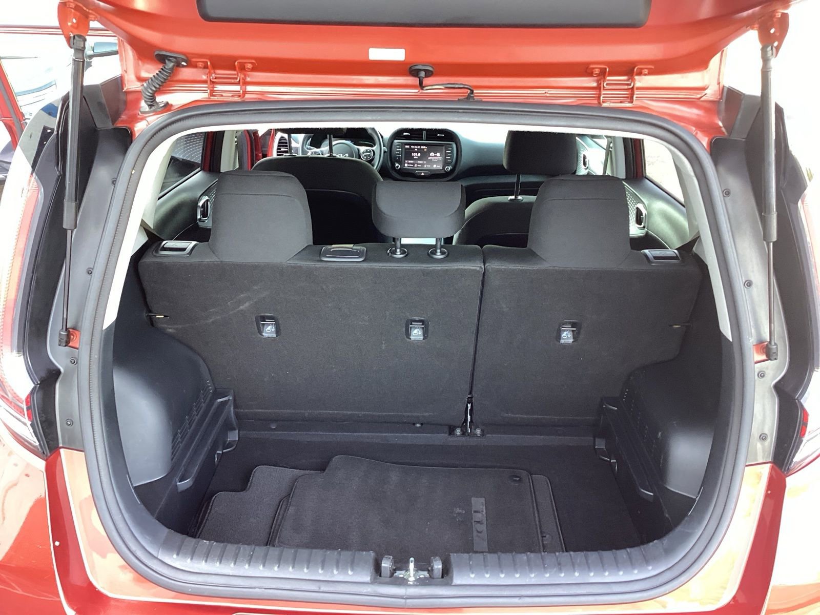 Used 2024 Kia Soul LX w/ Option Group 015 image 21