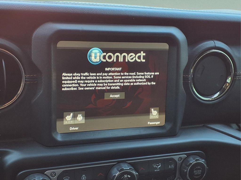 Used 2023 Jeep Wrangler Altitude image 11