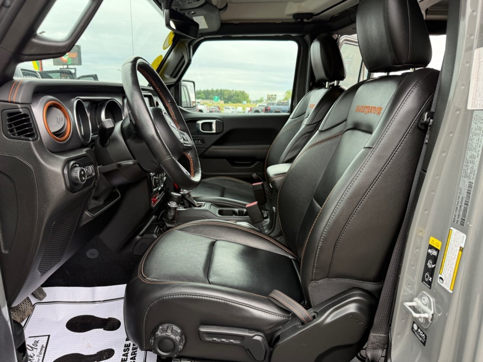 Used 2021 Jeep Gladiator Mojave w/ Uconnect 4C Nav & Sound Group AWD/4WD image 27