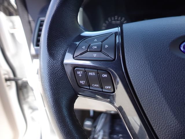 Used 2019 Ford Explorer XLT w/ Class III Trailer Tow Package FWD image 13