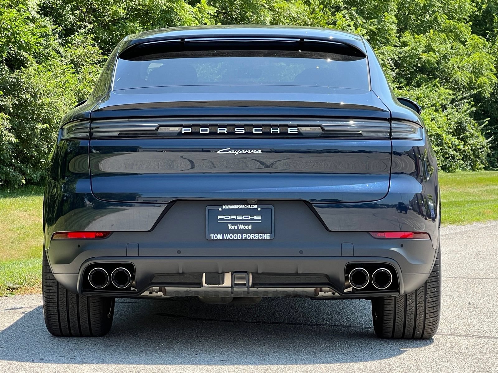 Certified 2024 Porsche Cayenne Coupe AWD/4WD image 8