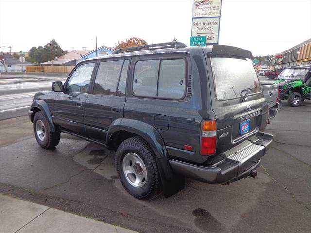 Used 1997 Toyota Land Cruiser w/ Leather Trim Pkg AWD/4WD image 2