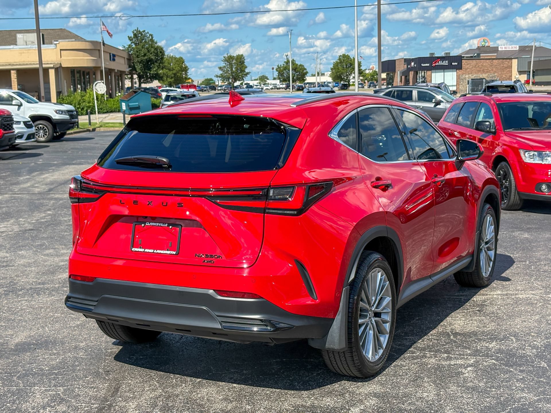 Used 2025 Lexus NX 350h AWD w/ Accessory Package (2T) image 19