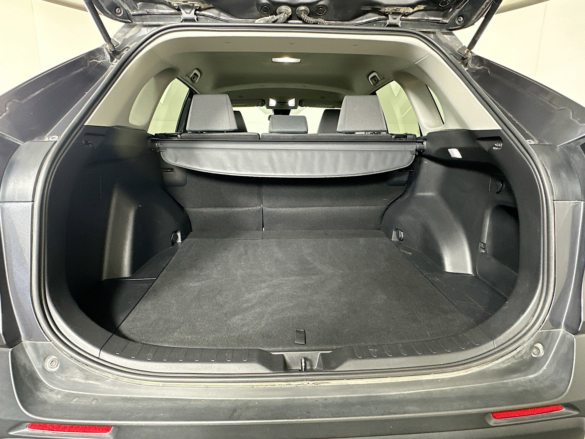 Used 2024 Toyota RAV4 XLE image 29