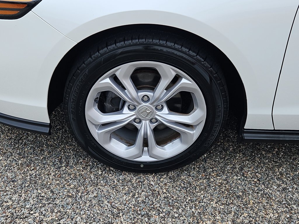 Certified 2024 Honda Accord LX image 7