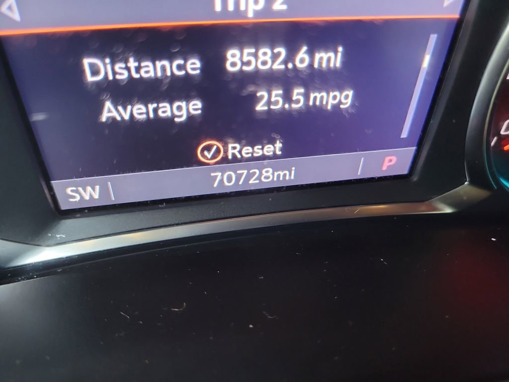 Used 2020 Chevrolet Equinox Premier image 31