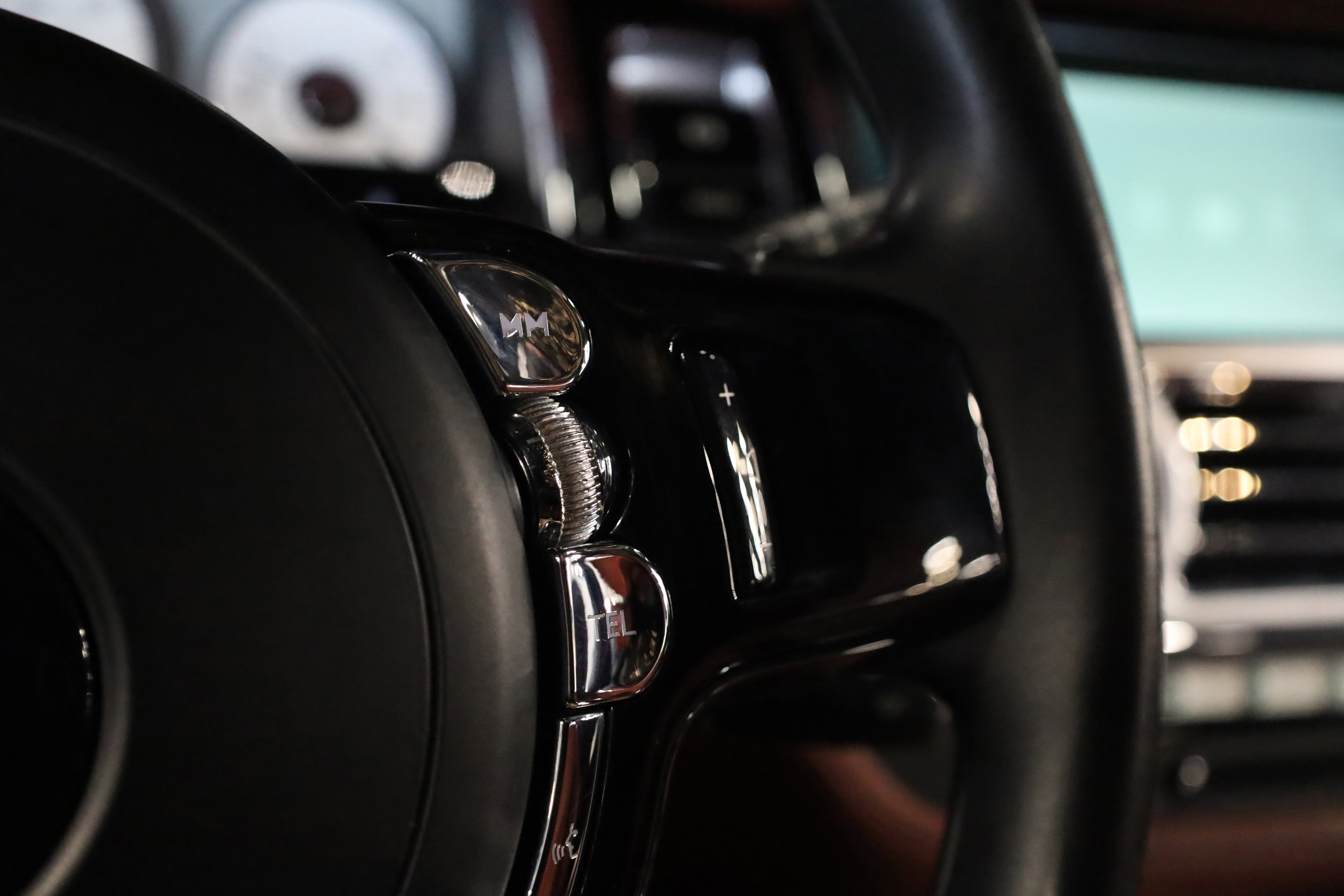 Used 2017 Rolls-Royce Ghost image 25