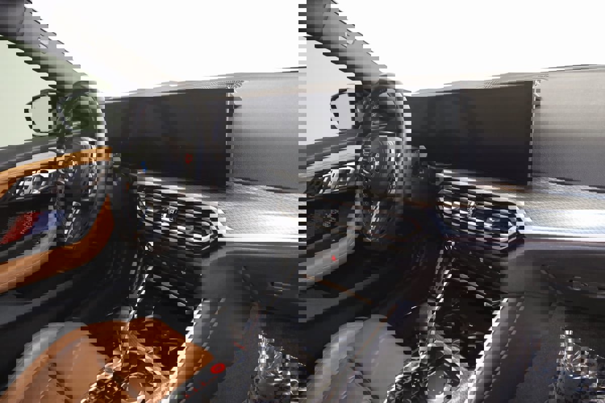 Used 2023 BMW M2 w/ Lighting Package image 58