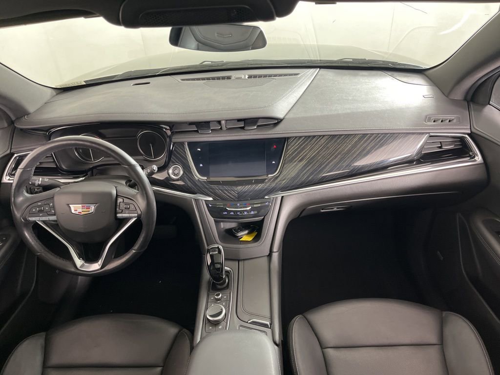 Used 2020 Cadillac XT6 Premium Luxury w/ LPO, Floor Liner Package image 20