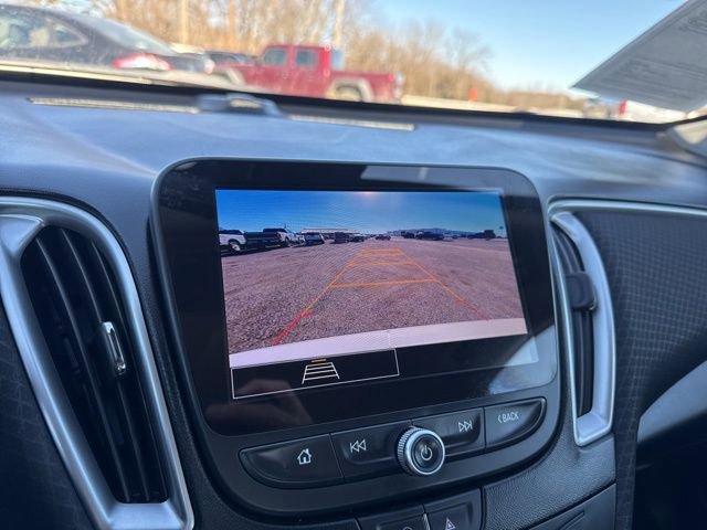 Used 2025 Chevrolet Malibu LT FWD image 14