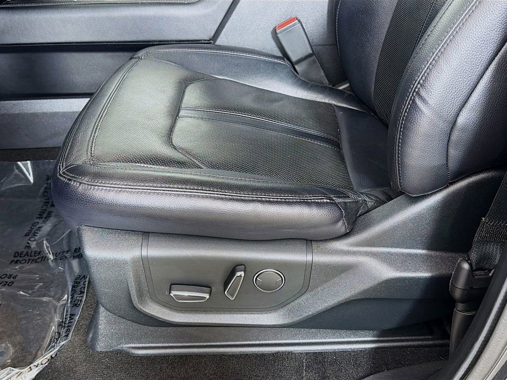 Used 2019 Ford Expedition Limited RWD image 25
