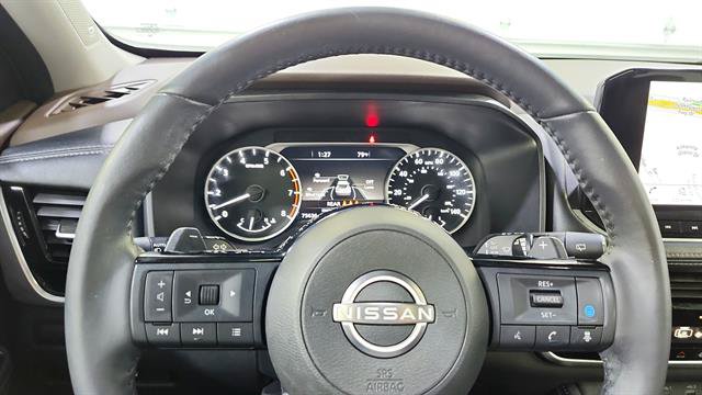 Used 2022 Nissan Rogue SL w/ SL Premium Package FWD image 16