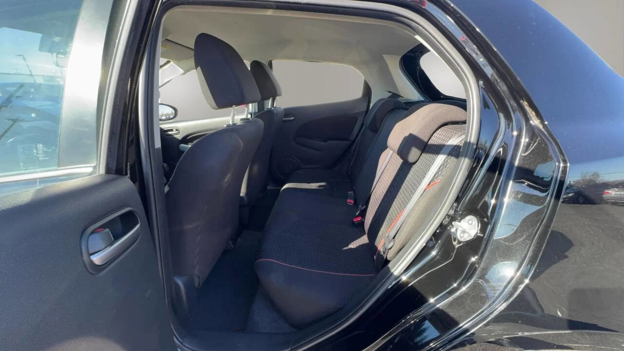 Used 2011 MAZDA MAZDA2 Touring image 15