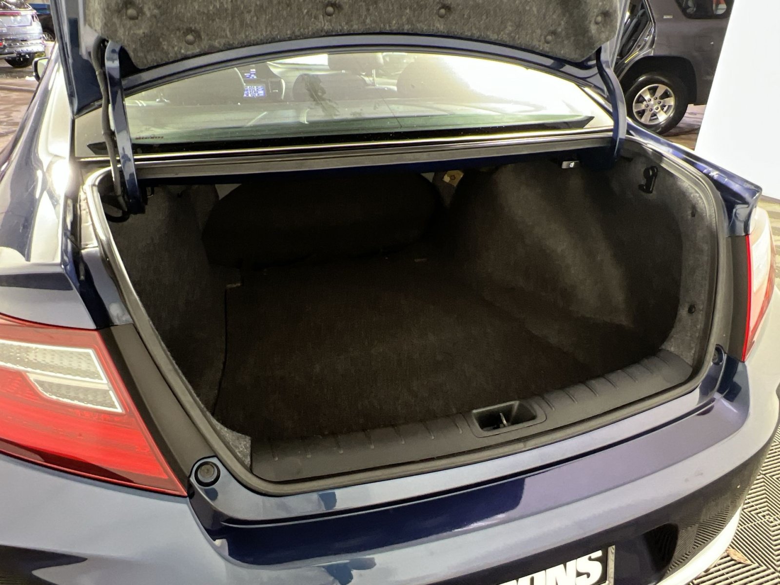 Used 2017 Honda Accord EX-L image 27