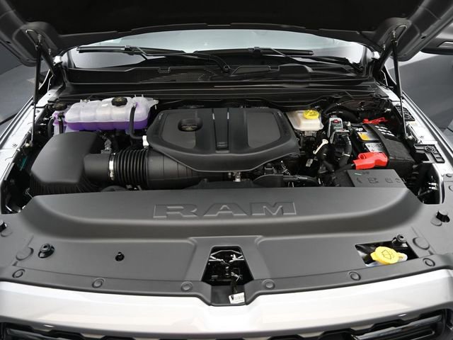 New 2026 RAM 1500 4x4 Crew Cab image 42