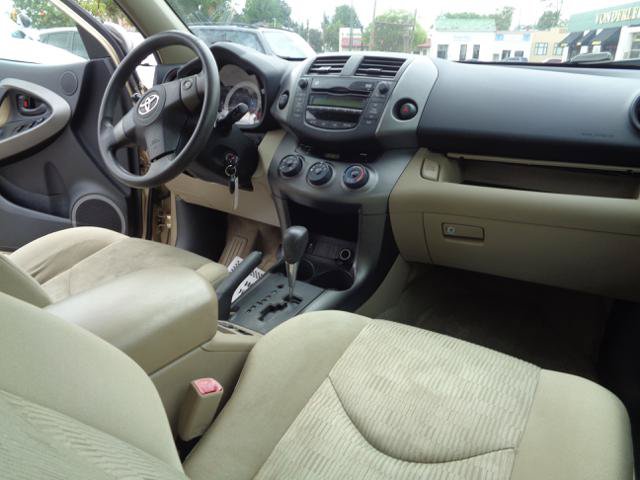 Used 2010 Toyota RAV4 4WD image 23