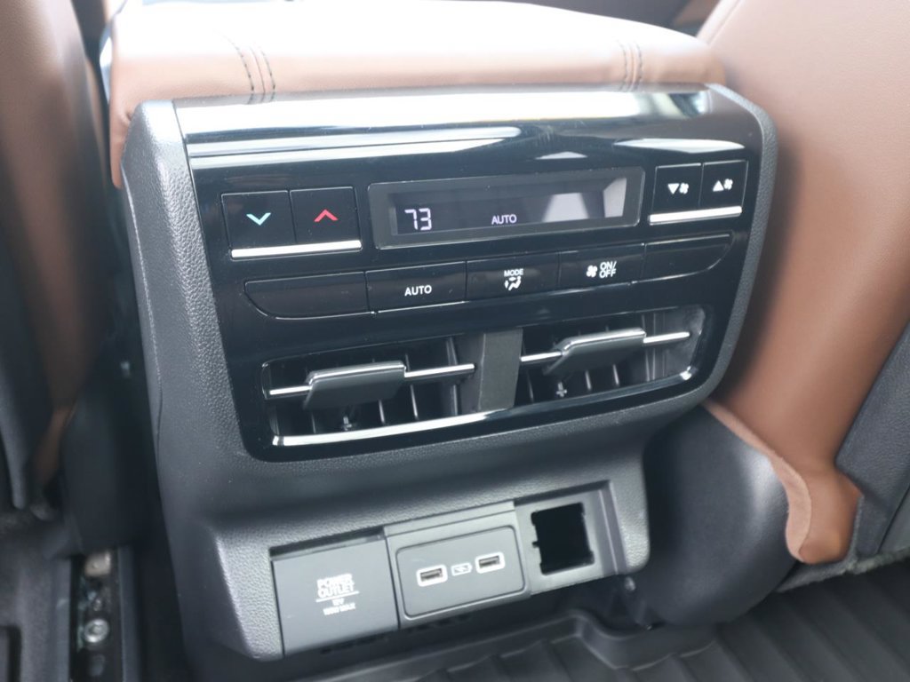 Used 2024 Acura MDX w/ Technology Package FWD image 13
