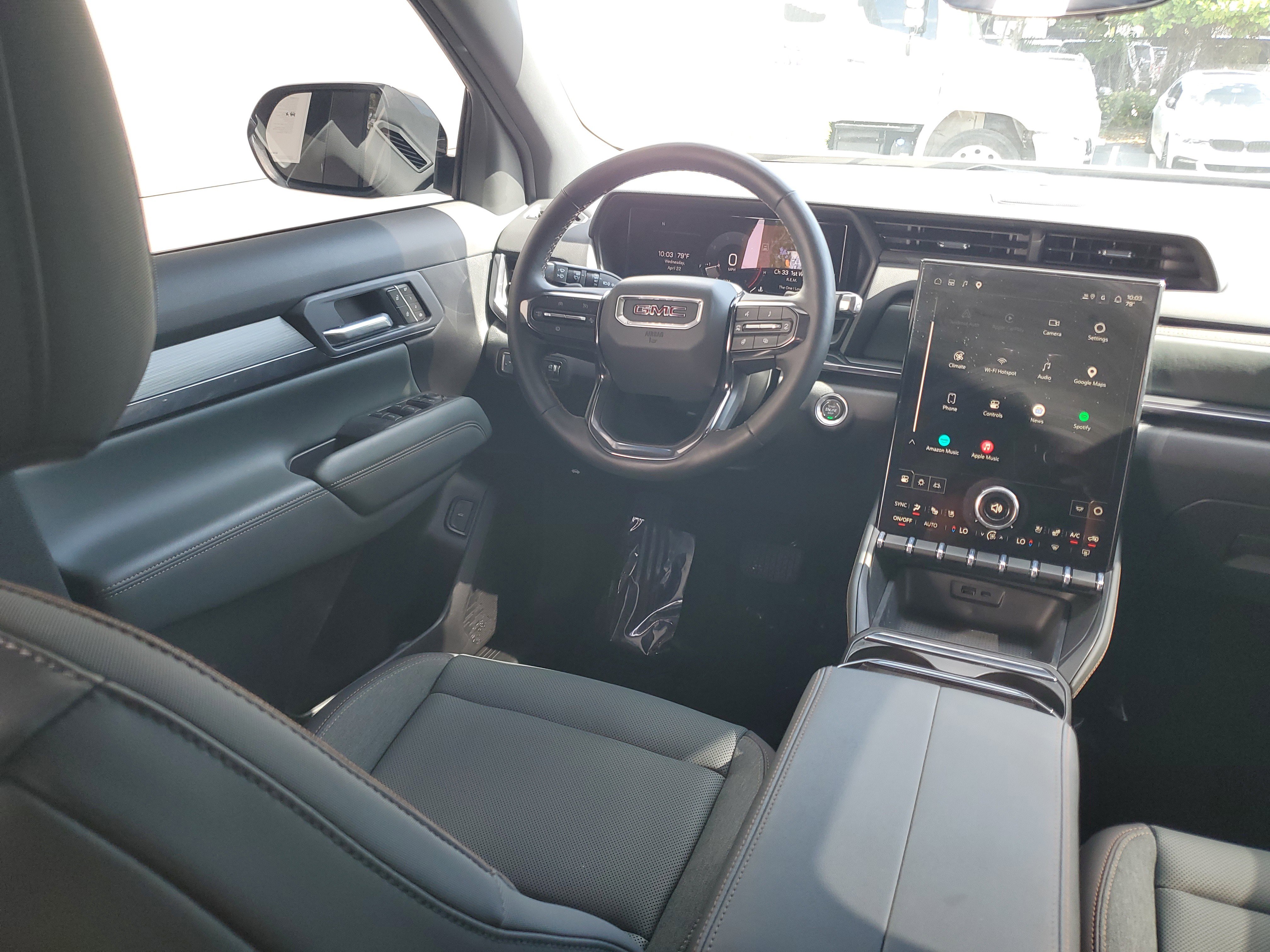 Certified 2026 GMC Terrain AT4 w/ Convenience Package III AWD/4WD image 15