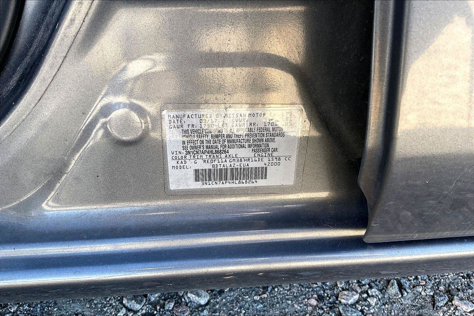 Used 2017 Nissan Versa S Plus FWD image 3