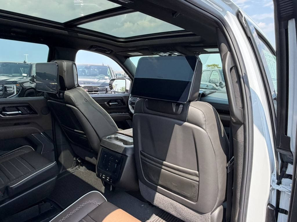 New 2026 GMC Yukon XL Denali Ultimate AWD/4WD image 20