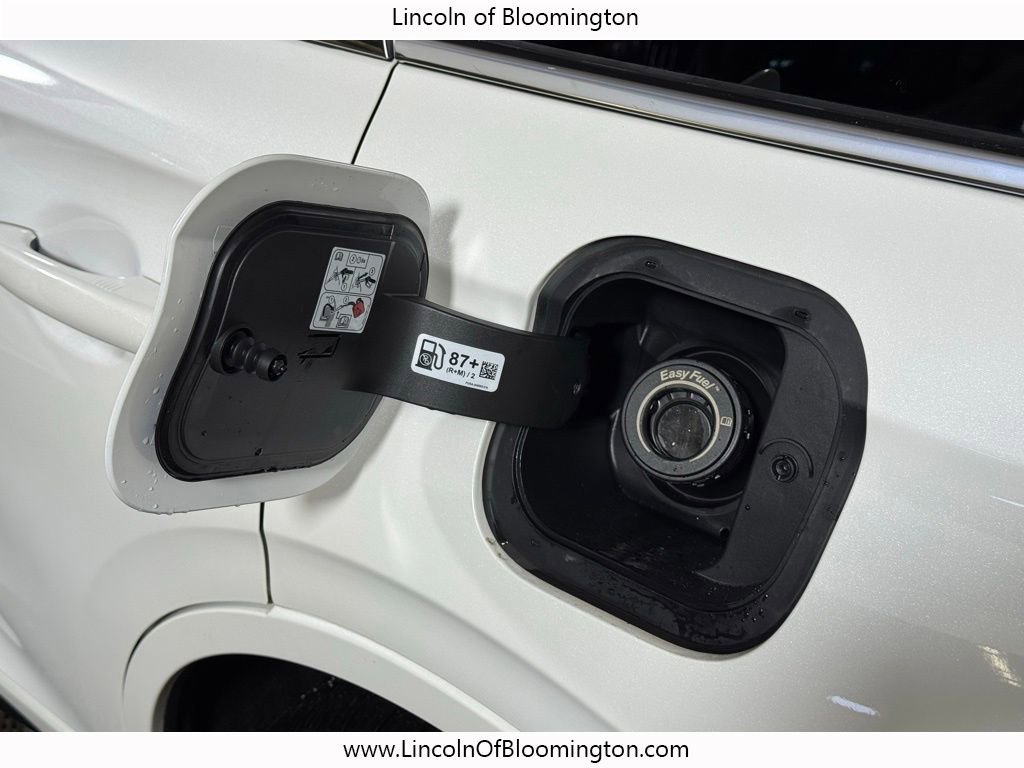 New 2025 Lincoln Corsair Grand Touring w/ Equipment Group 302A AWD/4WD image 21