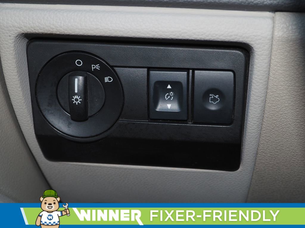 Used 2012 Ford Fusion S image 24