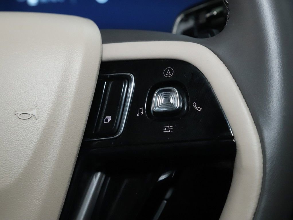 Certified 2023 Lincoln Corsair Reserve image 23