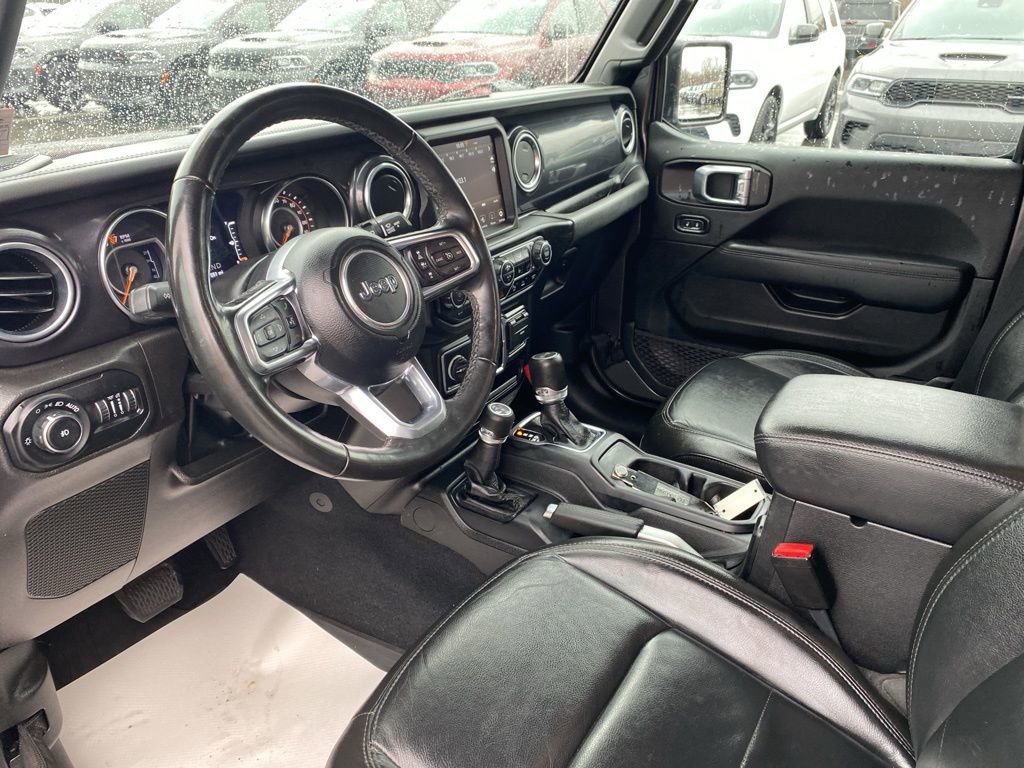 Used 2022 Jeep Wrangler Unlimited Sahara image 24