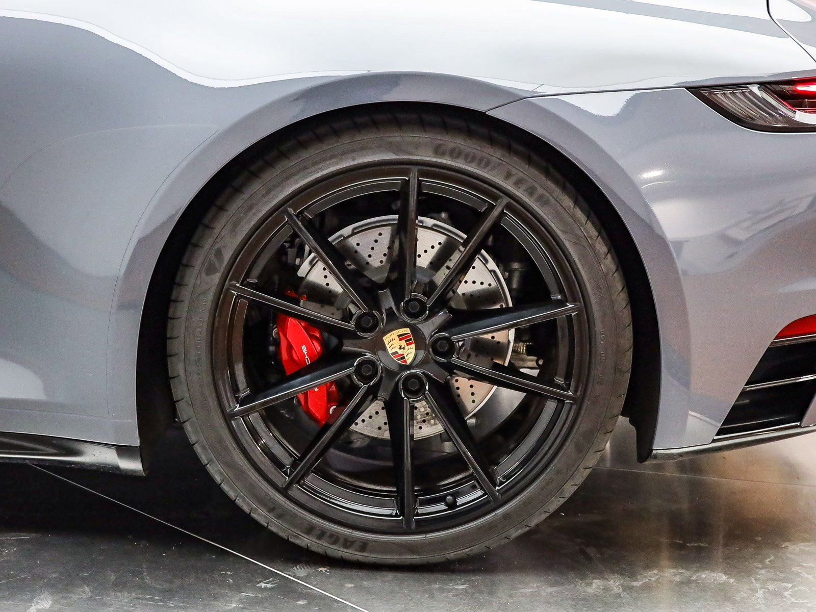 Certified 2024 Porsche 911 Carrera 4S image 9