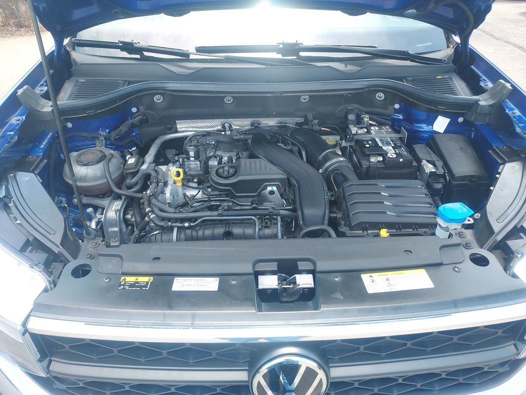 Used 2023 Volkswagen Taos SE AWD/4WD image 33