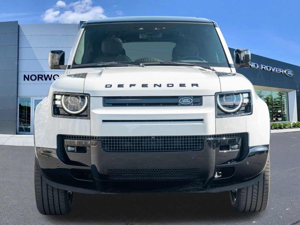 New 2026 Land Rover Defender 130 V8 AWD/4WD image 2