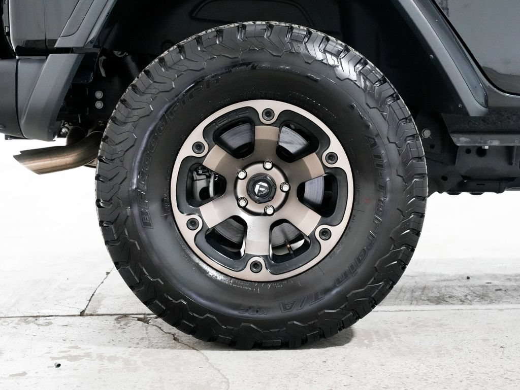 Used 2022 Jeep Wrangler Unlimited Rubicon w/ Xtreme Recon 35" Tire Package AWD/4WD image 45