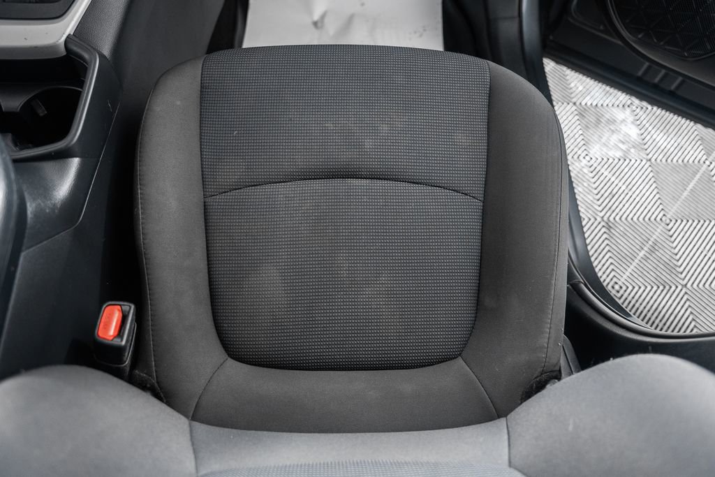 Used 2020 Toyota RAV4 LE image 28