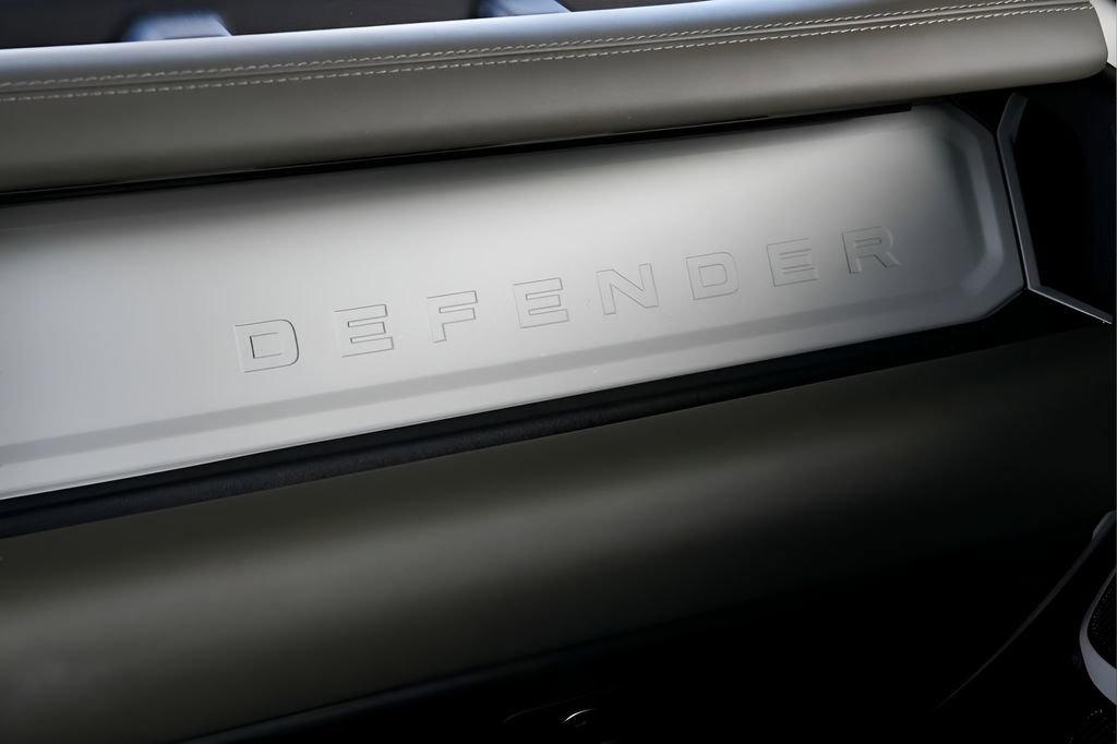 Used 2022 Land Rover Defender 110 XS Edition image 39