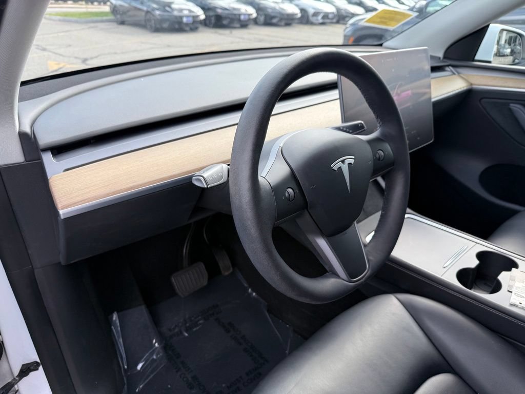 Used 2022 Tesla Model Y Long Range AWD/4WD image 15