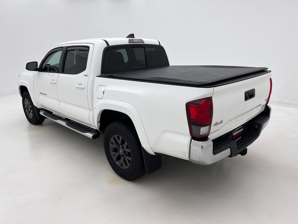 Used 2022 Toyota Tacoma SR5 AWD/4WD image 9