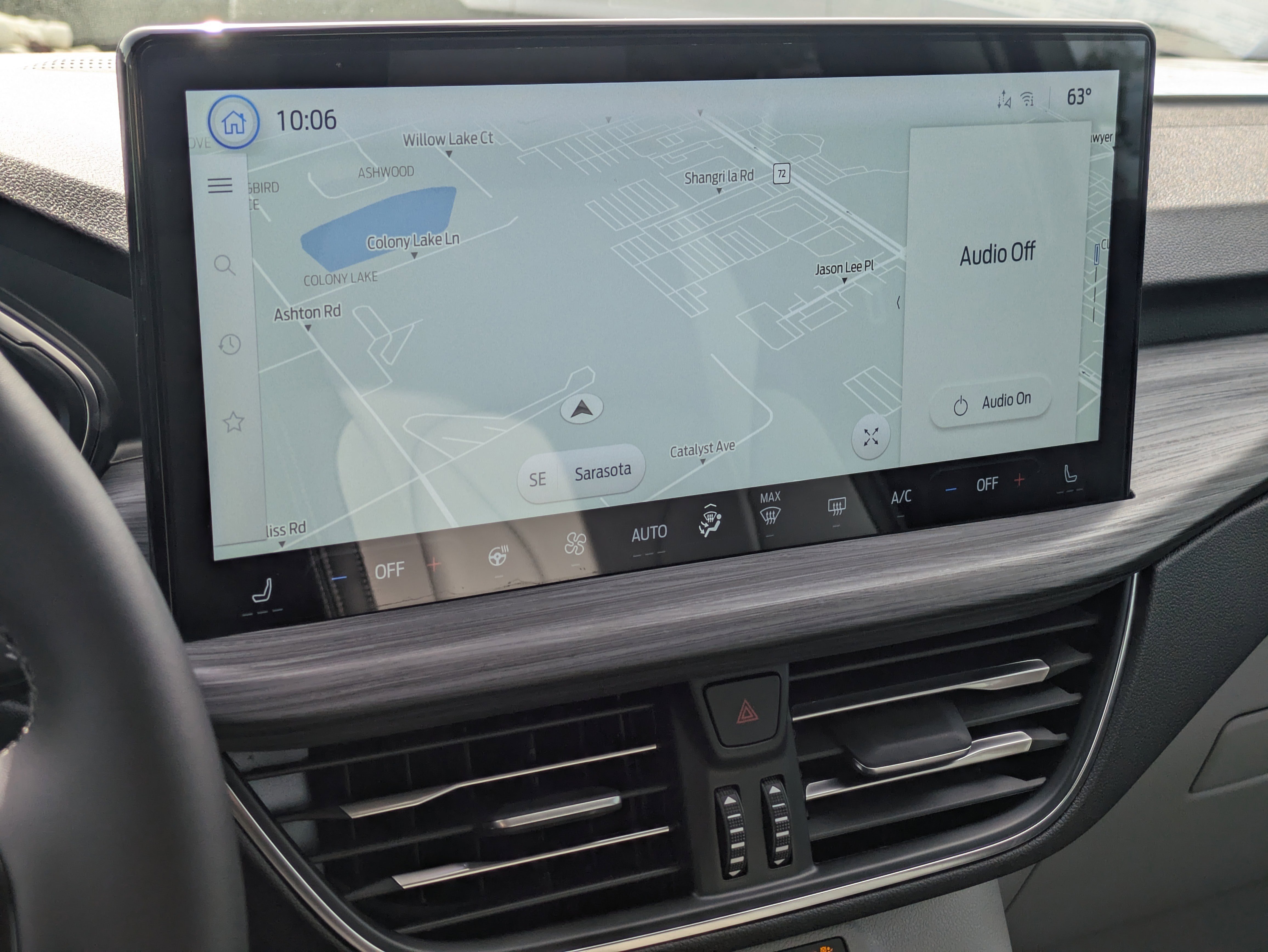 New 2026 Ford Escape SE w/ PHEV Premium Package image 30