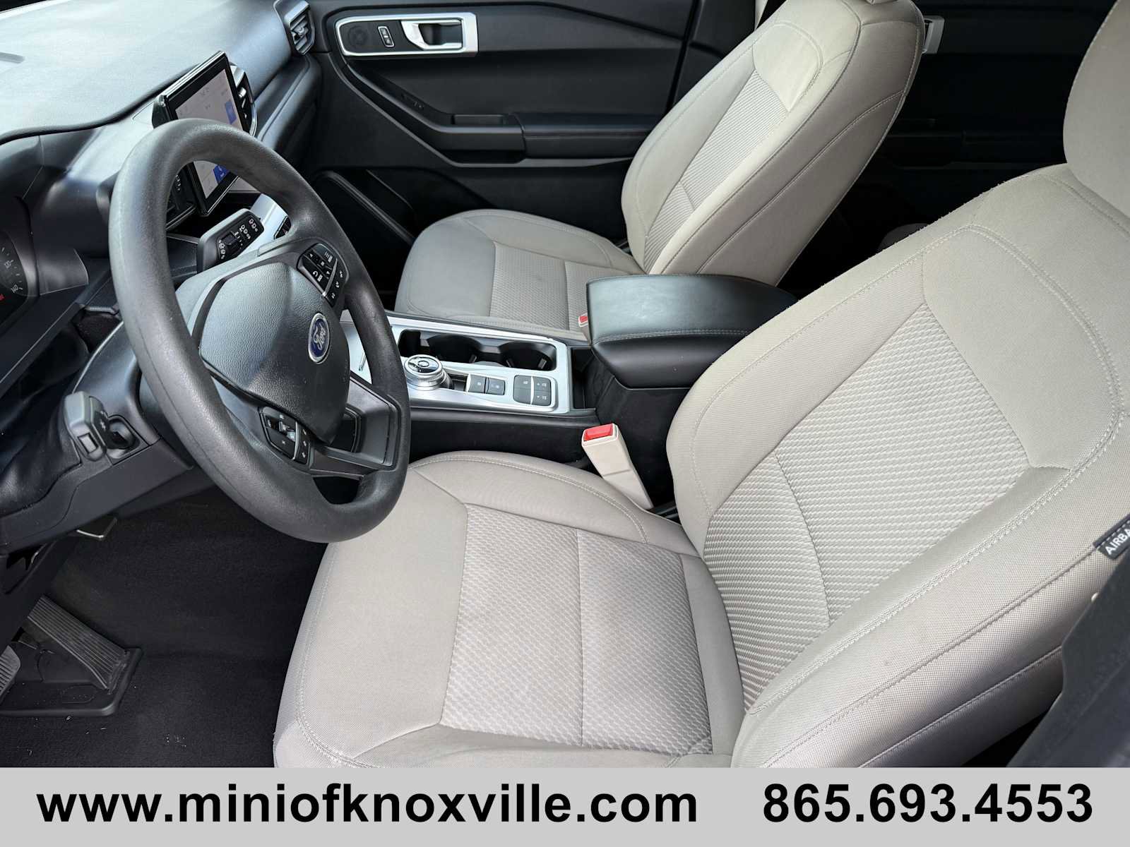 Used 2023 Ford Explorer 2WD image 10