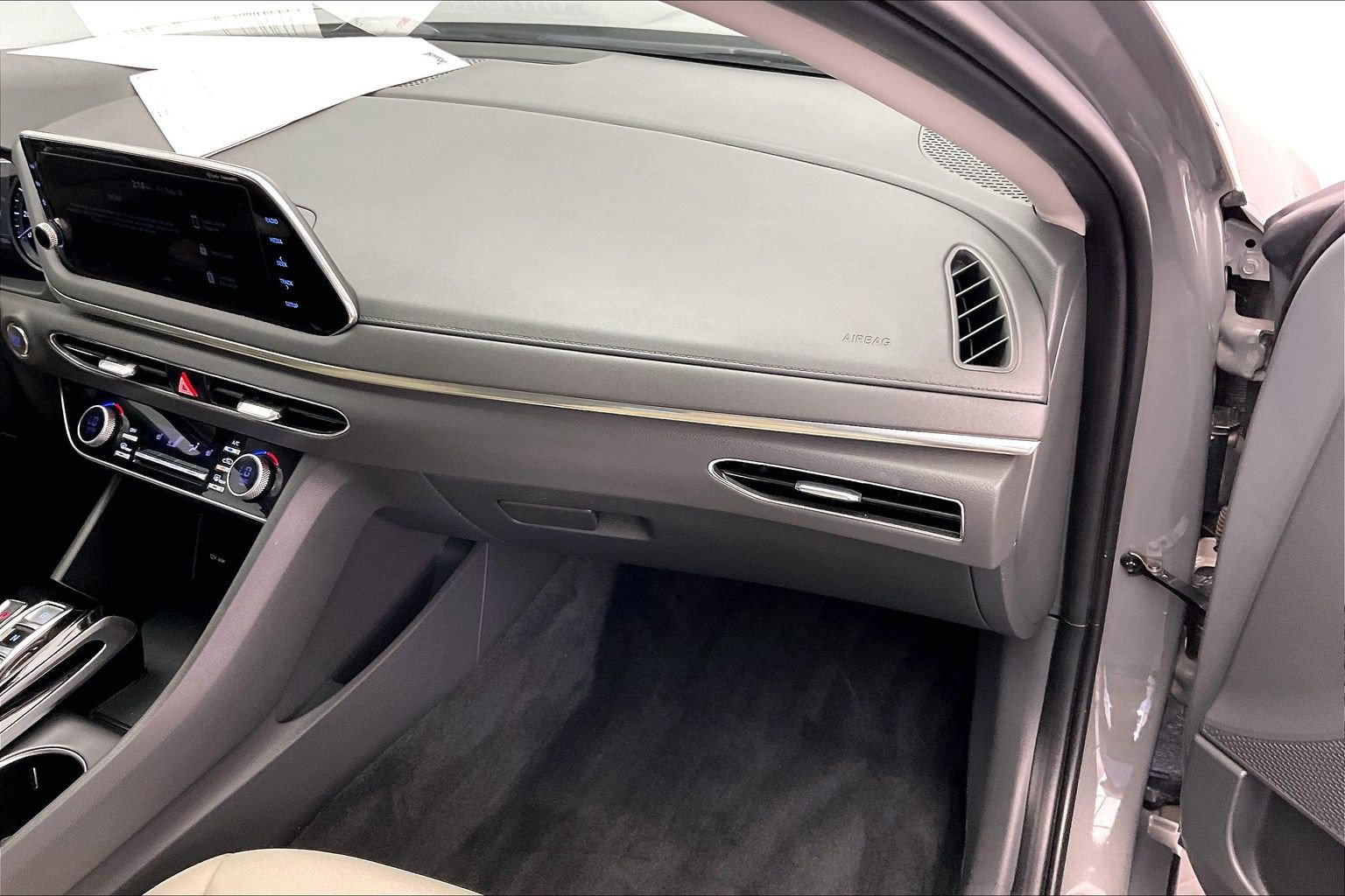 Used 2023 Hyundai Sonata SEL w/ Cargo Package FWD image 15