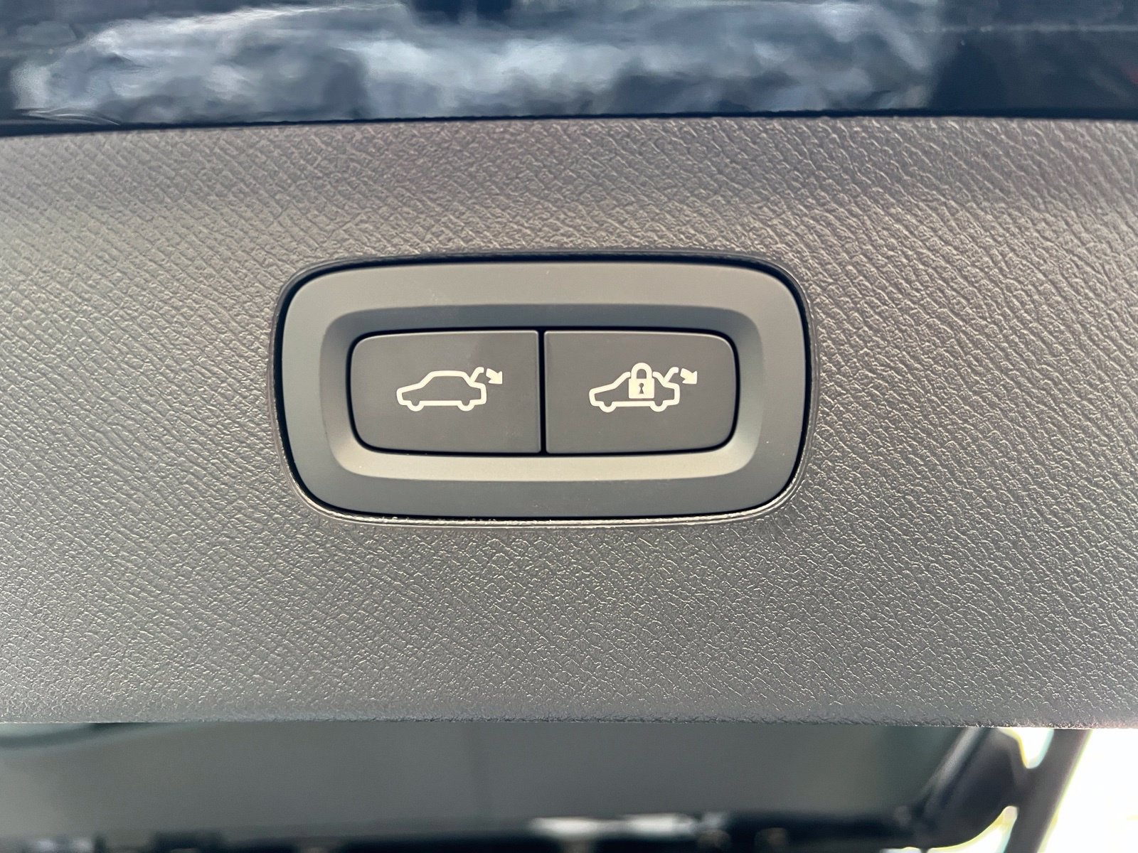 New 2027 Volvo XC90 B6 Plus AWD/4WD image 43